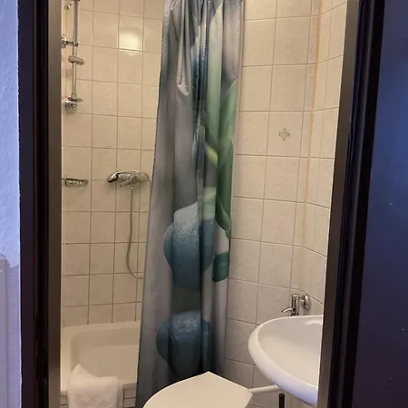 Pension&hostel Anna - Monteurzimmer Хостел