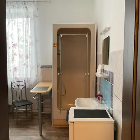 Pension&hostel Anna - Monteurzimmer * Munich