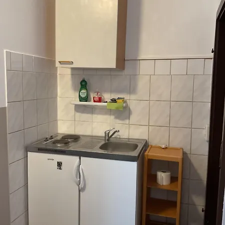 Pension&hostel Anna - Monteurzimmer Хостел