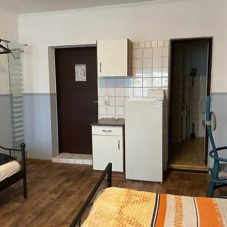 Pension&hostel Anna - Monteurzimmer *