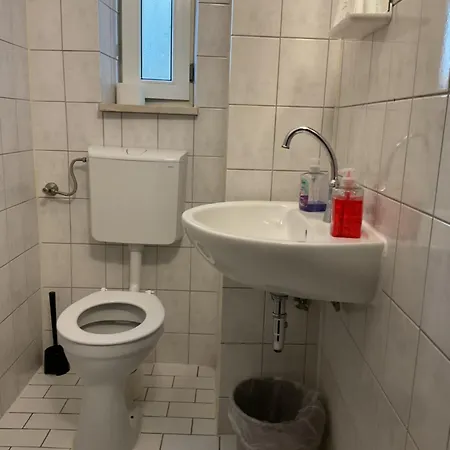 Pension&hostel Anna - Monteurzimmer * Monachium