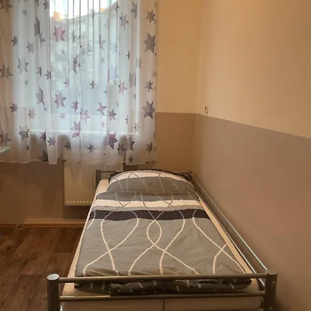 بيت شباب Pension&hostel Anna - Monteurzimmer *