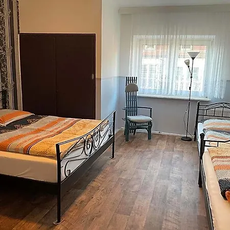 Pension&hostel Anna - Monteurzimmer 호스텔 *