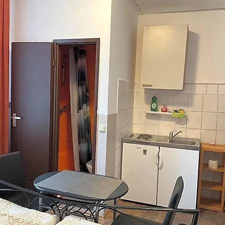 Pension&hostel Anna - Monteurzimmer Hostal *