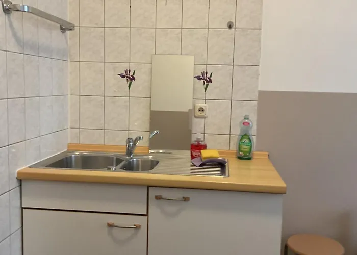 Pension&hostel Anna - Monteurzimmer * München