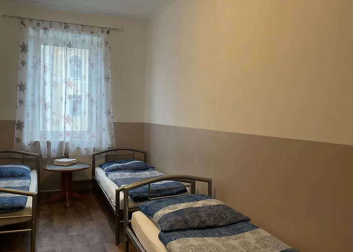 אכסניה Pension&hostel Anna - Monteurzimmer
