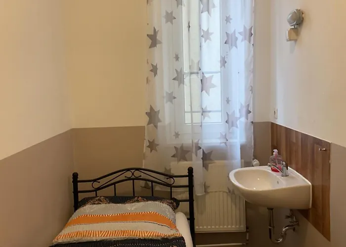 אכסניה Pension&hostel Anna - Monteurzimmer *