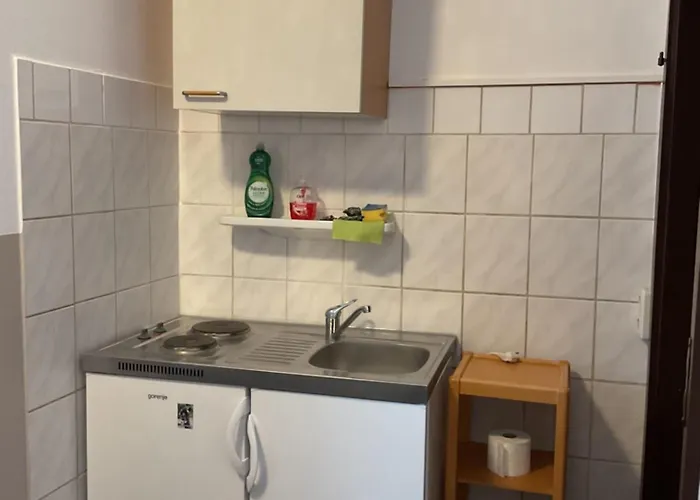 Pension&hostel Anna - Monteurzimmer Hostel