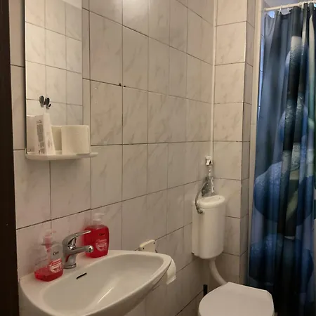 Pension&hostel Anna - Monteurzimmer Hostel