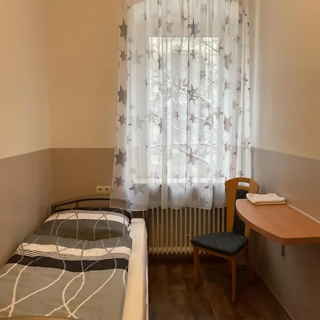 Hostel Pension&hostel Anna - Monteurzimmer Munich