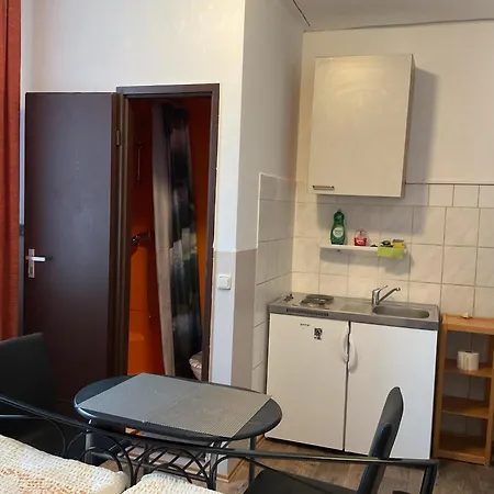 Pension&hostel Anna - Monteurzimmer Hostel
