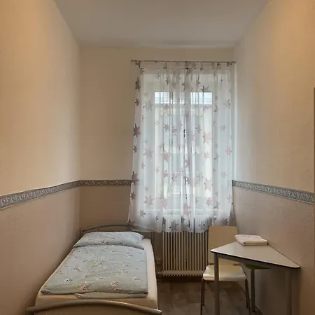 Pension&hostel Anna - Monteurzimmer * Munich