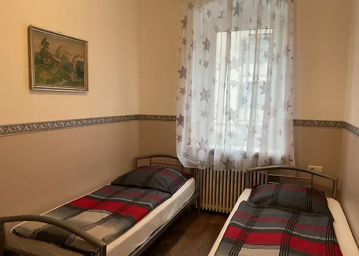 Pension&hostel Anna - Monteurzimmer Хостел Мюнхен