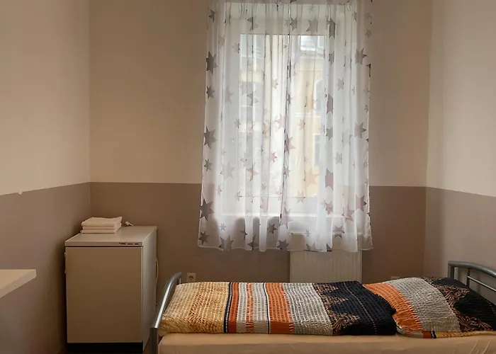 Pension&hostel Anna - Monteurzimmer Ostello *