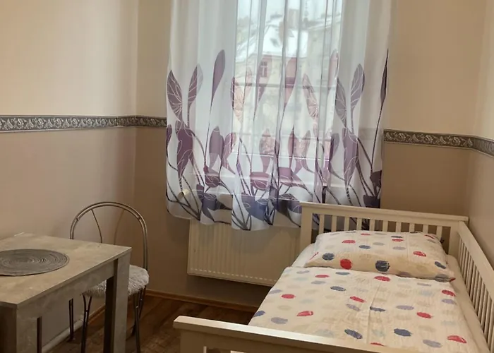 Pension&hostel Anna - Monteurzimmer Хостел
